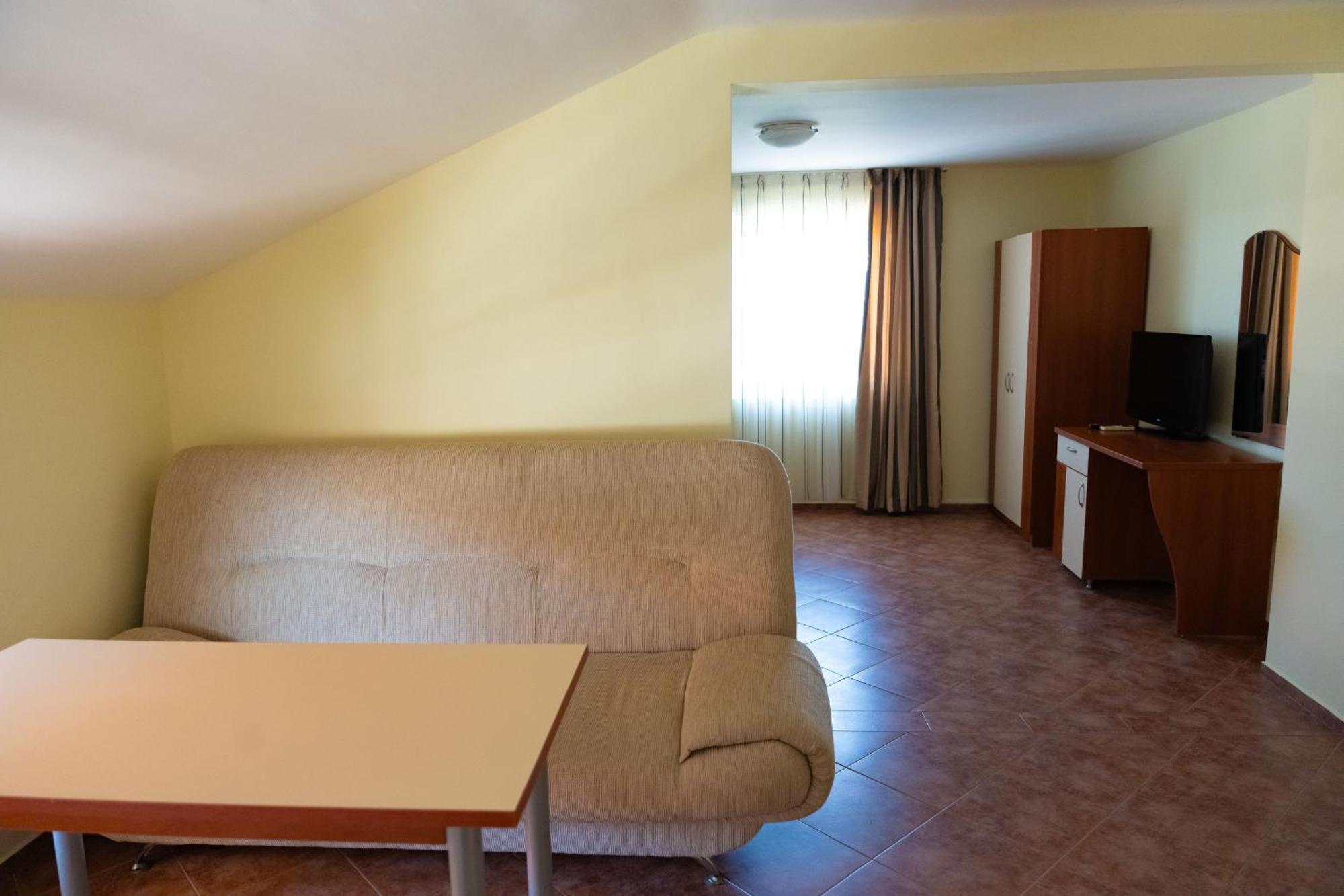 Hotel Zlatna Ribka Czernomorec Zewnętrze zdjęcie