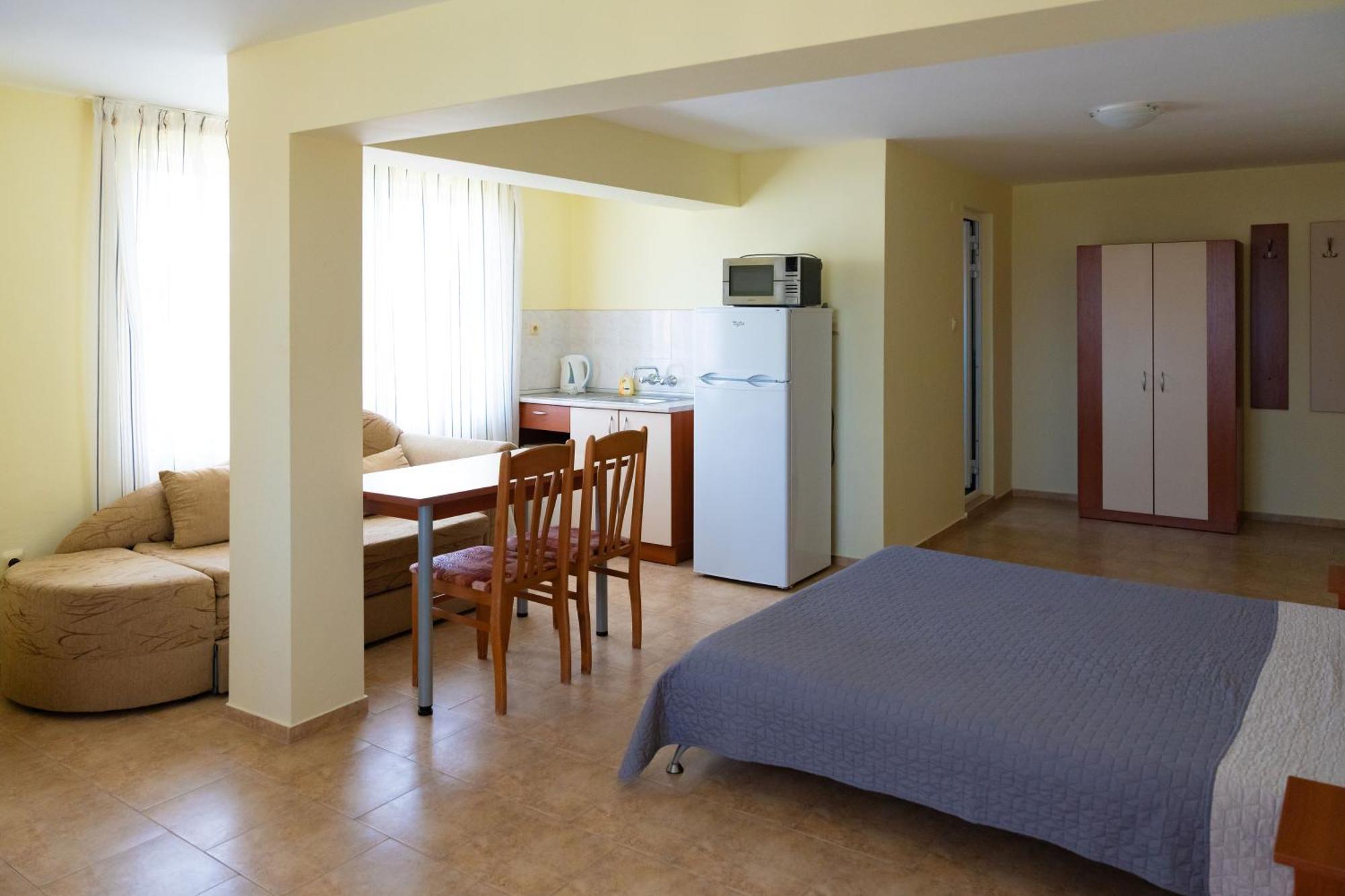 Hotel Zlatna Ribka Czernomorec Zewnętrze zdjęcie