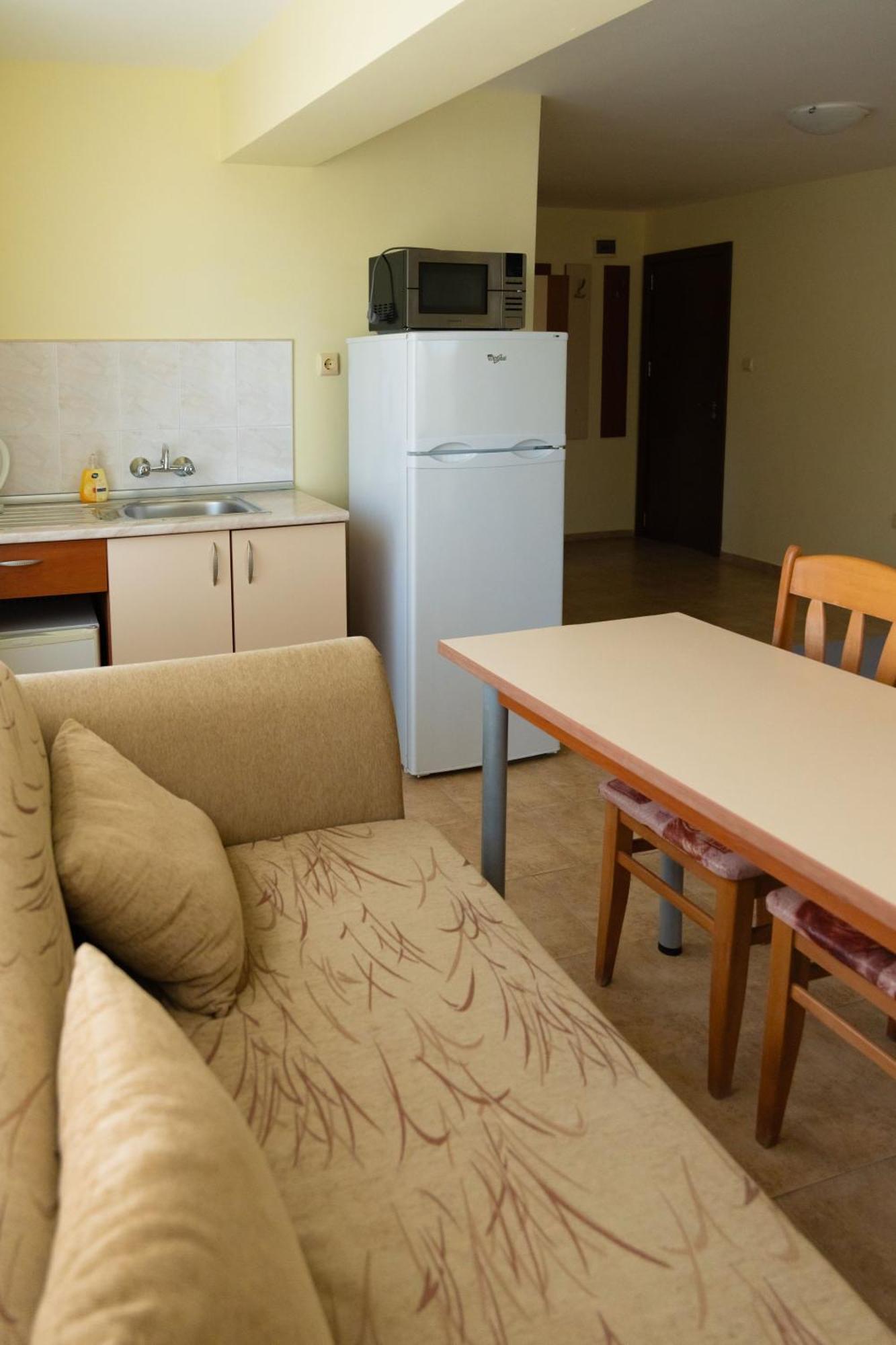 Hotel Zlatna Ribka Czernomorec Zewnętrze zdjęcie
