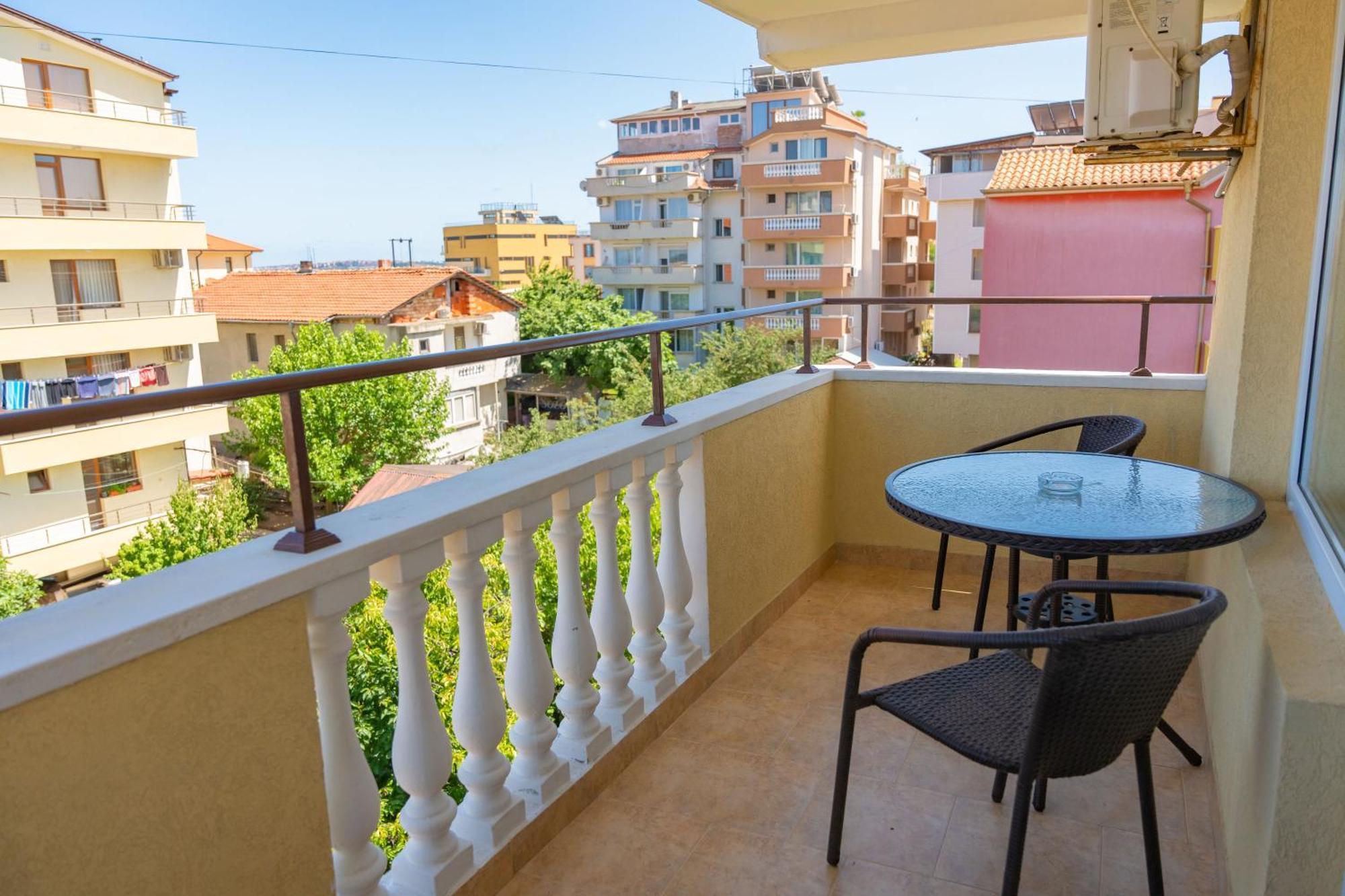 Hotel Zlatna Ribka Czernomorec Zewnętrze zdjęcie