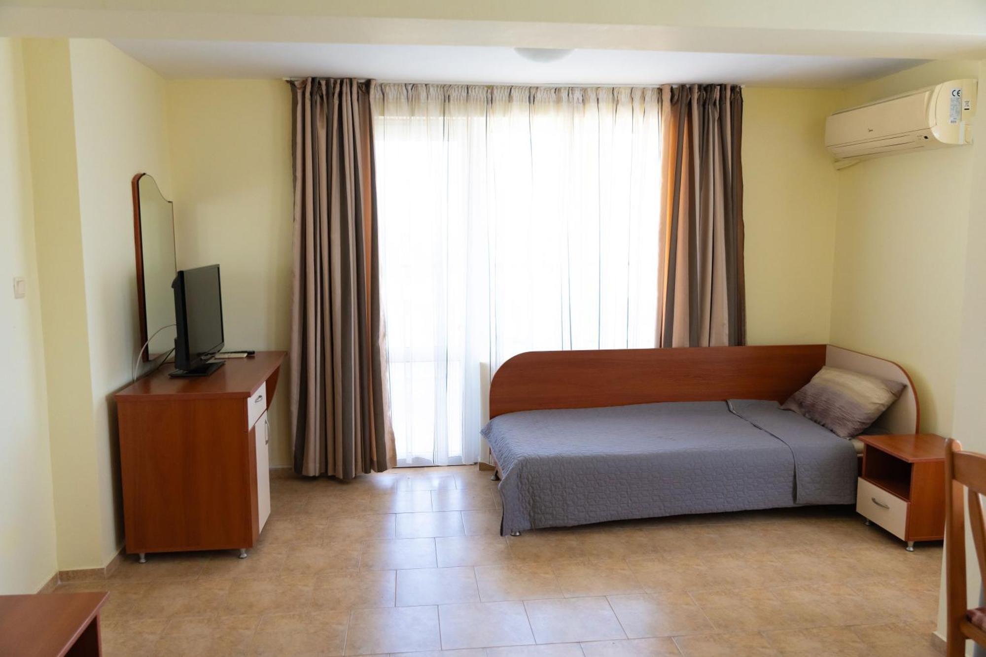 Hotel Zlatna Ribka Czernomorec Zewnętrze zdjęcie