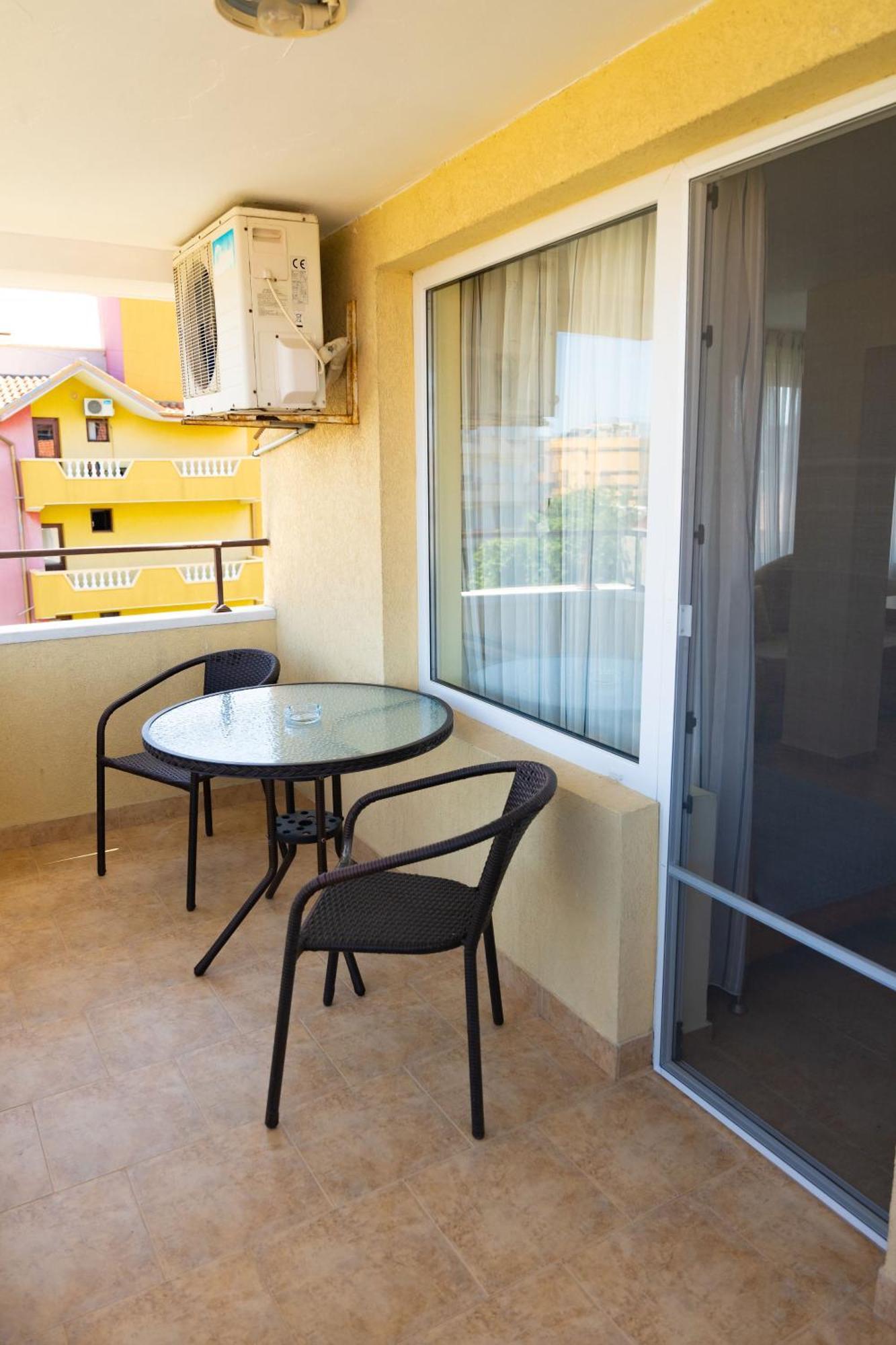 Hotel Zlatna Ribka Czernomorec Zewnętrze zdjęcie