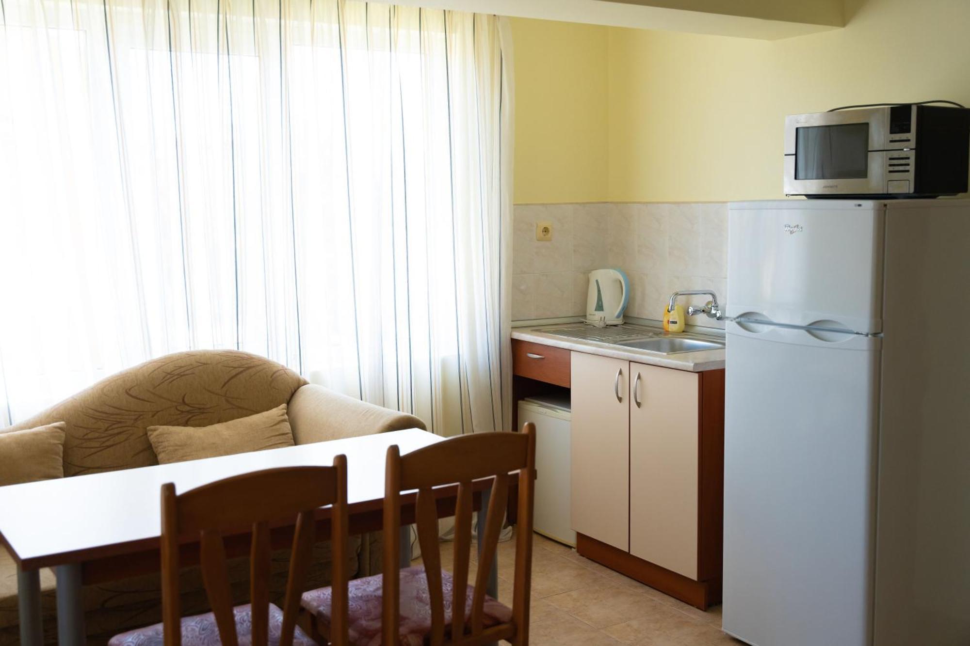 Hotel Zlatna Ribka Czernomorec Zewnętrze zdjęcie
