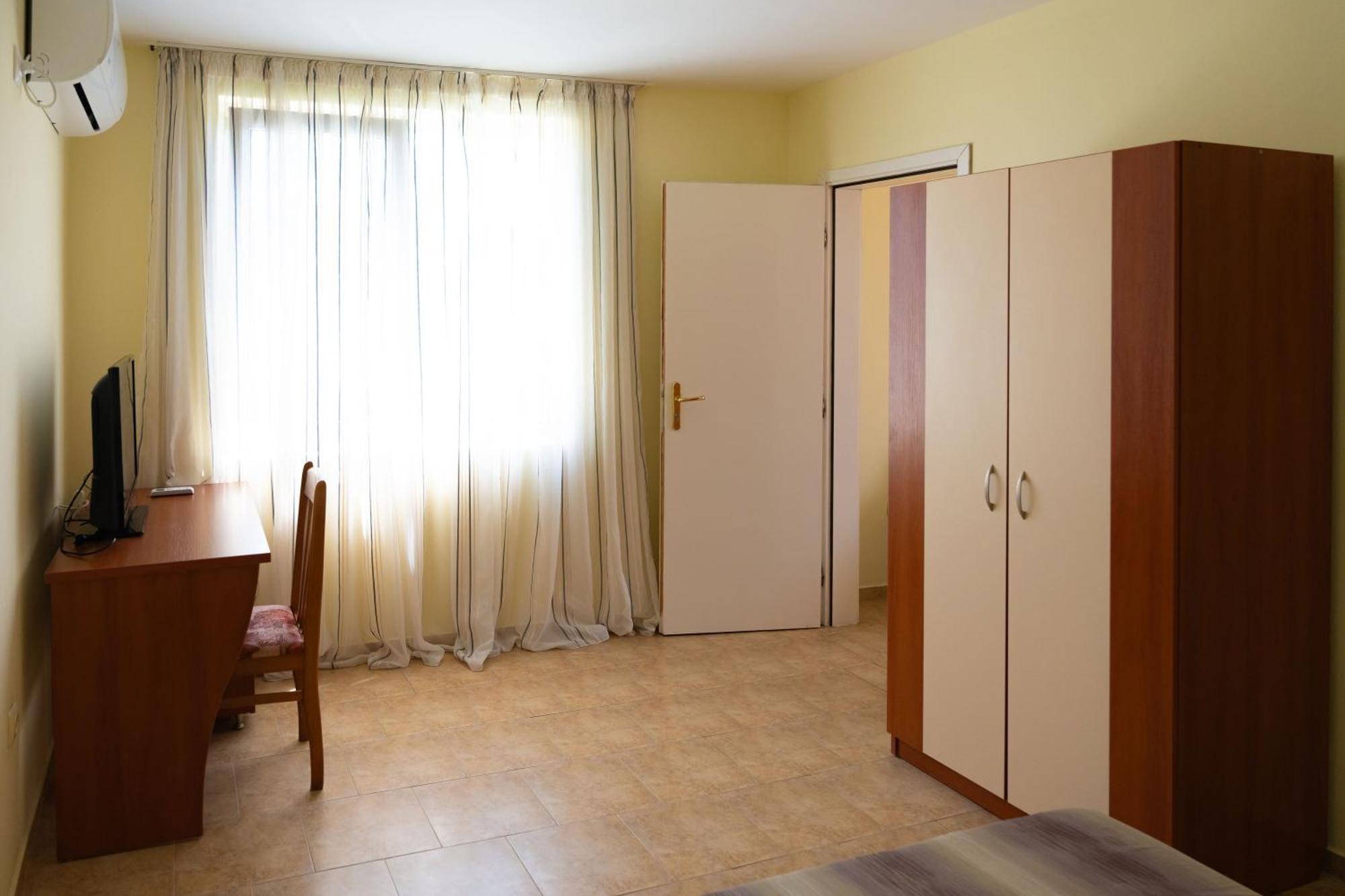Hotel Zlatna Ribka Czernomorec Zewnętrze zdjęcie