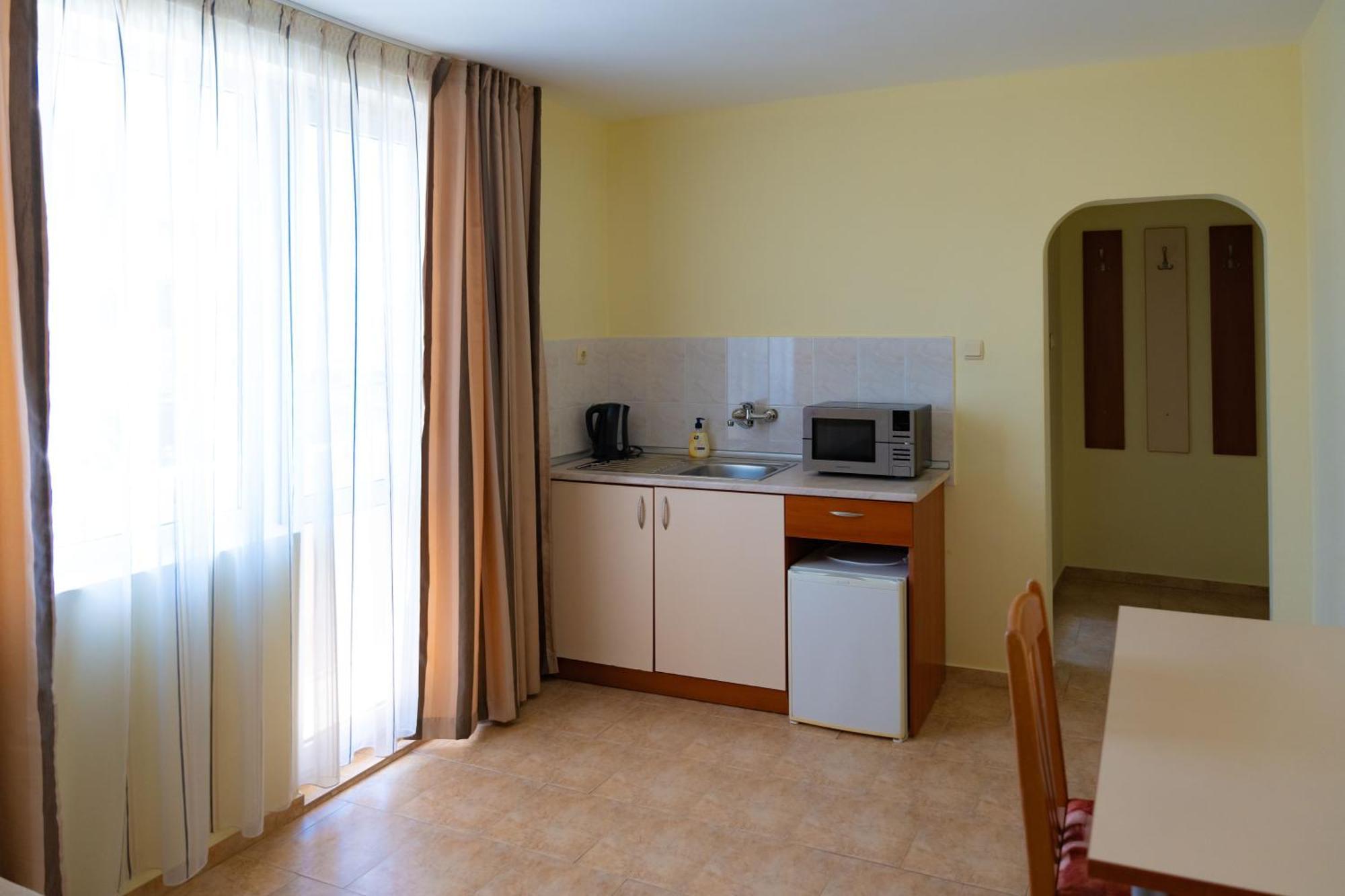 Hotel Zlatna Ribka Czernomorec Zewnętrze zdjęcie